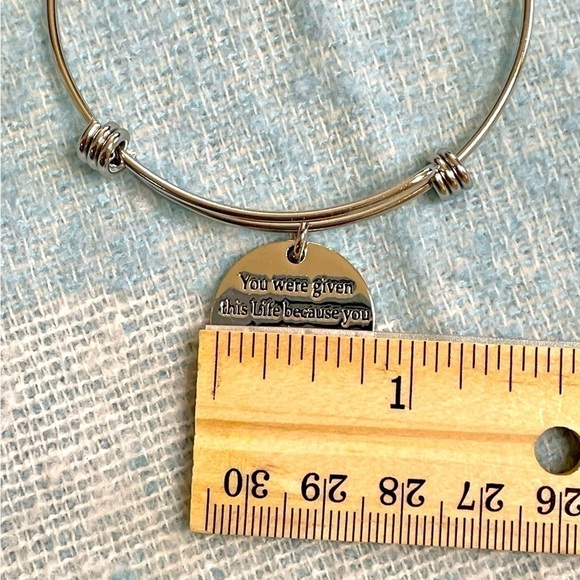 Bracelet with Dangle Charm New In Box - Picture 4 of 9